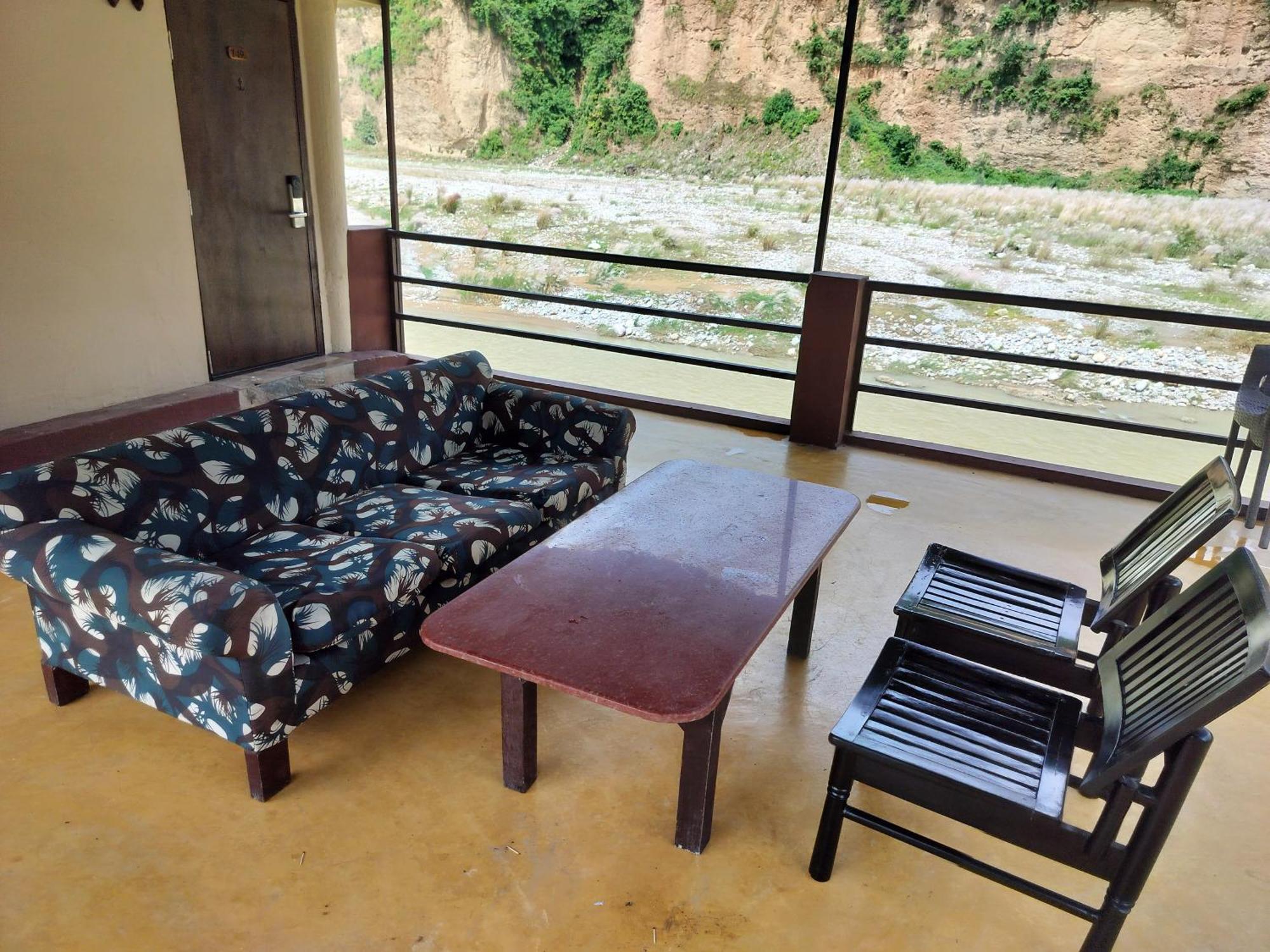 Bel-La Monde Hotel "Riverside" - Jim Corbett Garjia Dış mekan fotoğraf