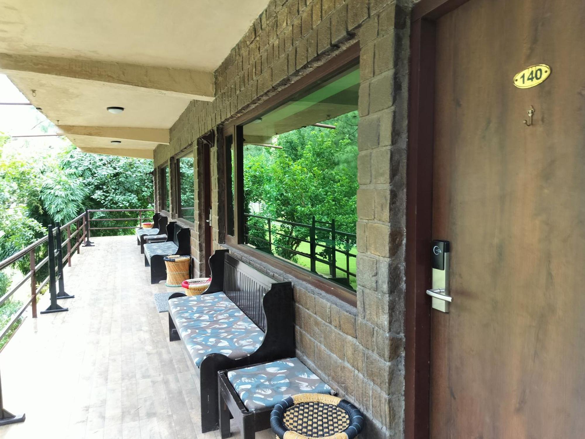Bel-La Monde Hotel "Riverside" - Jim Corbett Garjia Dış mekan fotoğraf