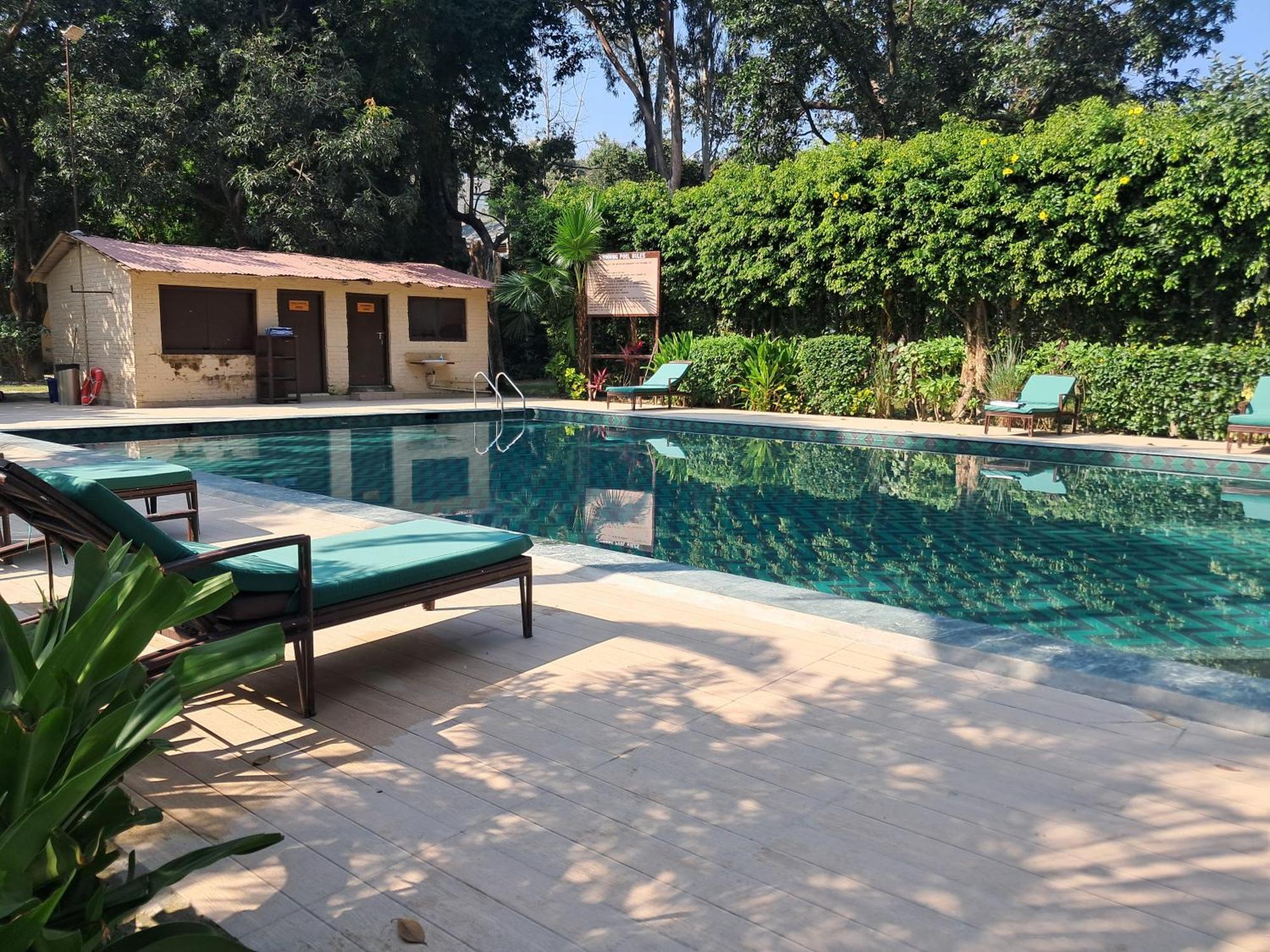 Bel-La Monde Hotel "Riverside" - Jim Corbett Garjia Dış mekan fotoğraf