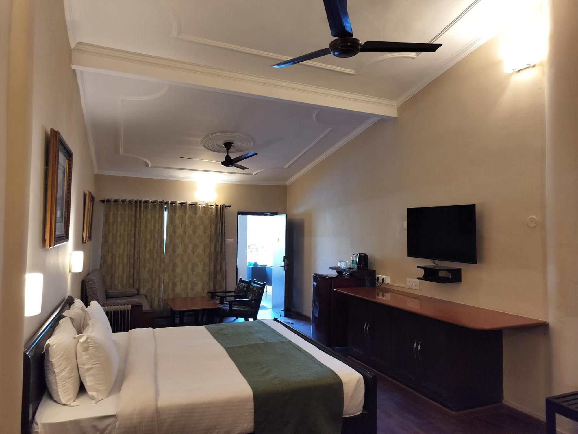 Bel-La Monde Hotel "Riverside" - Jim Corbett Garjia Dış mekan fotoğraf