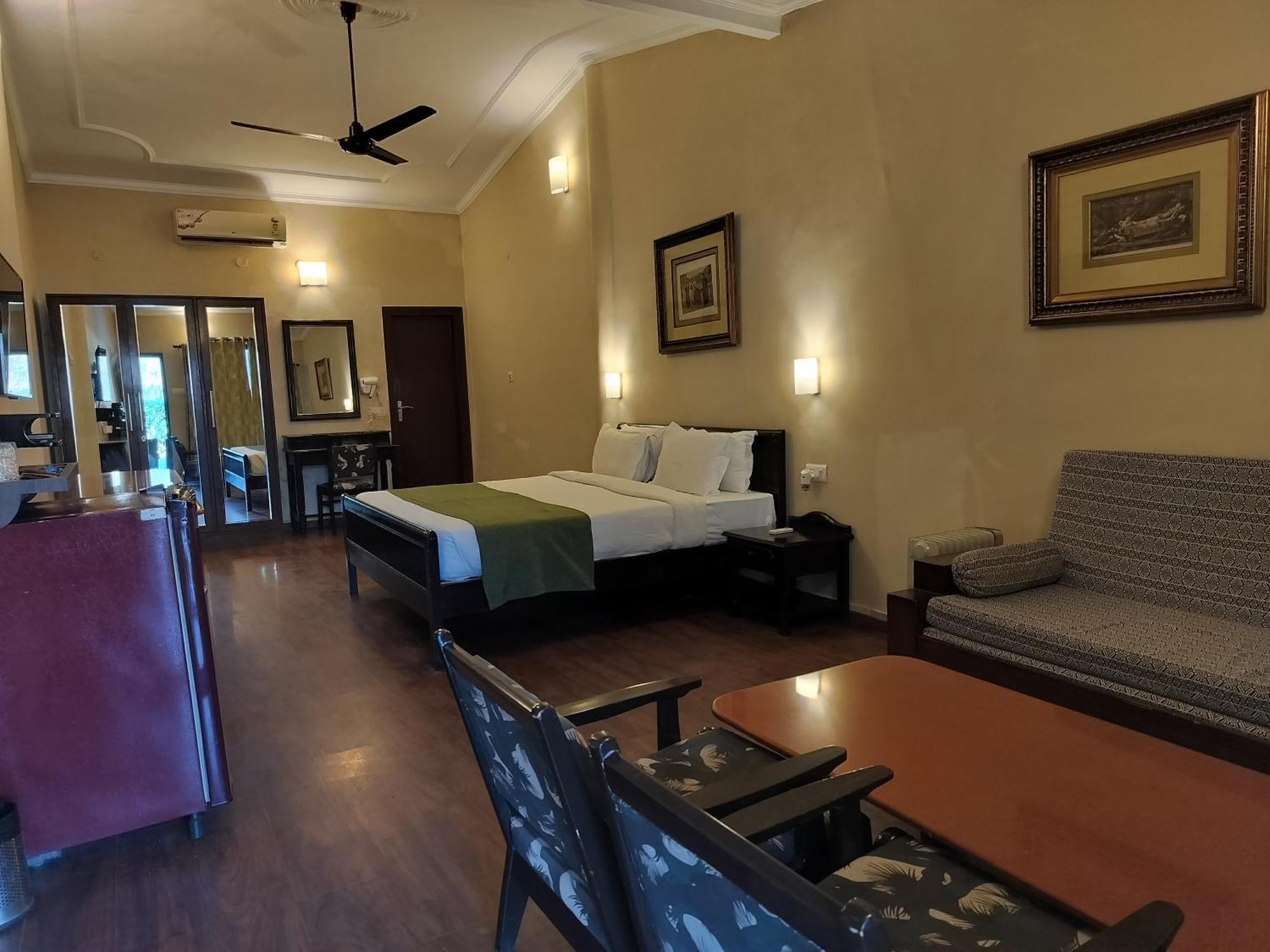 Bel-La Monde Hotel "Riverside" - Jim Corbett Garjia Dış mekan fotoğraf
