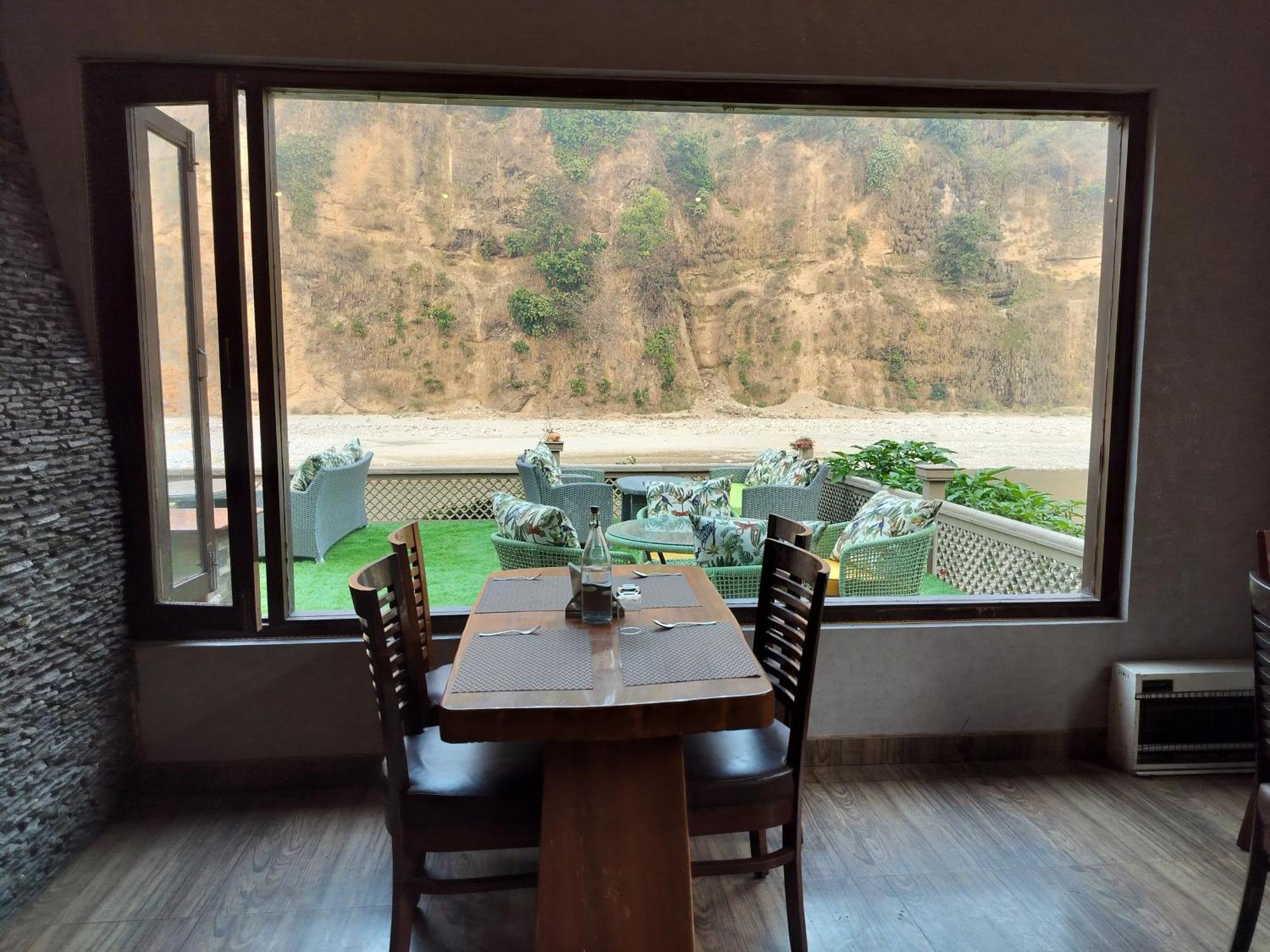 Bel-La Monde Hotel "Riverside" - Jim Corbett Garjia Dış mekan fotoğraf