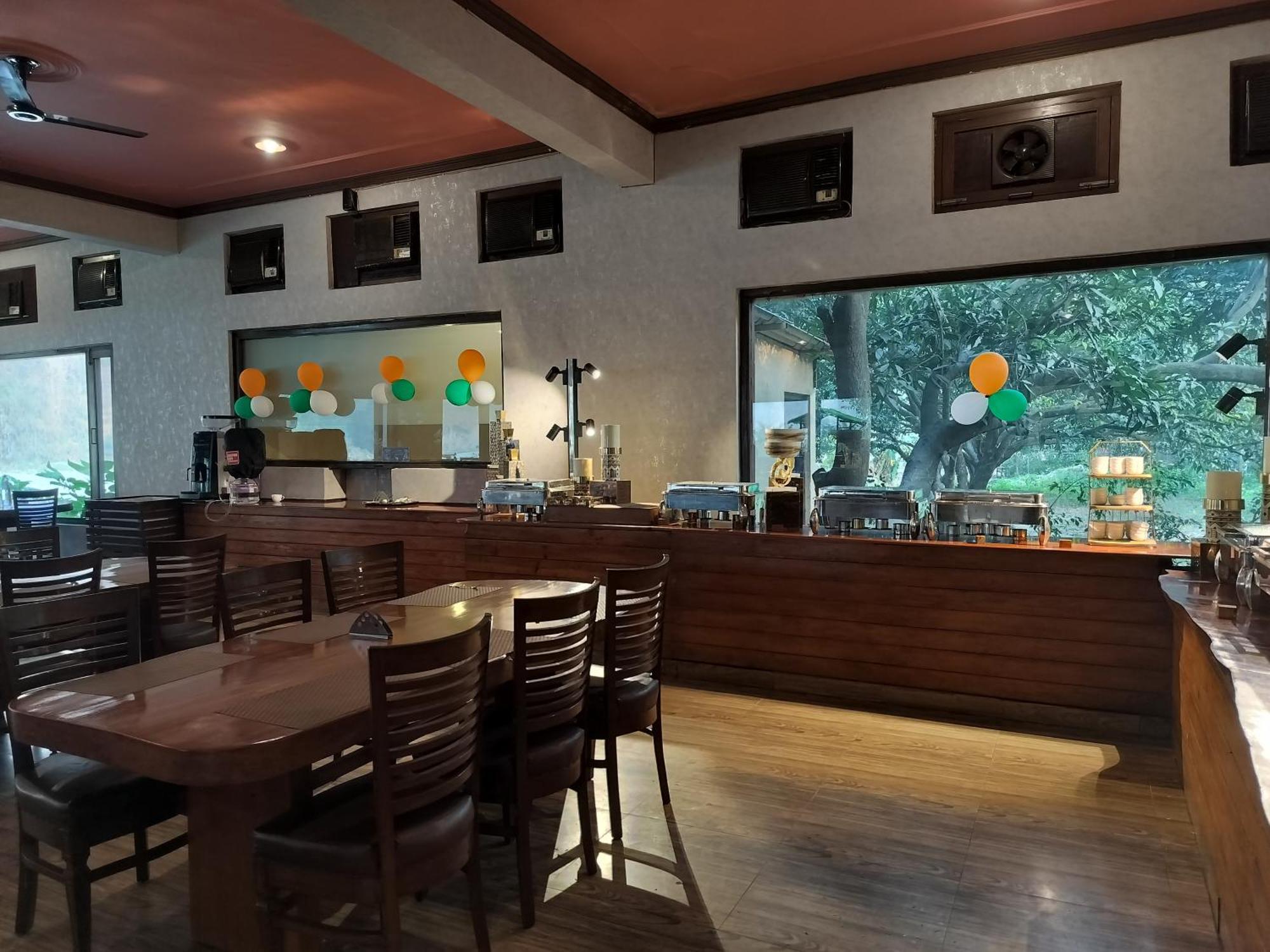 Bel-La Monde Hotel "Riverside" - Jim Corbett Garjia Dış mekan fotoğraf