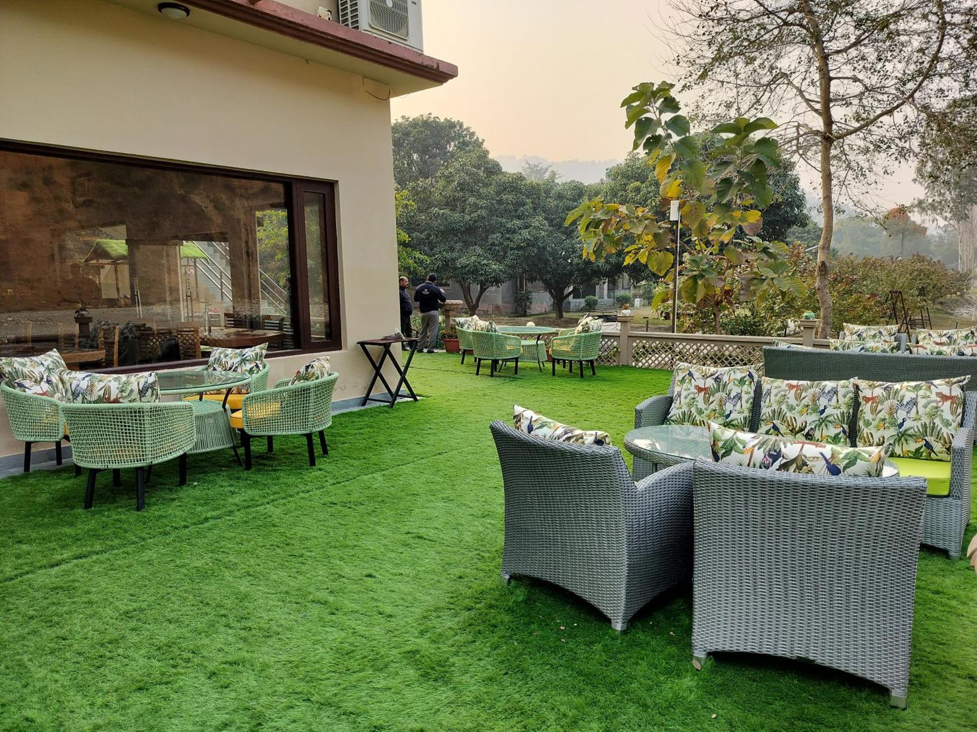 Bel-La Monde Hotel "Riverside" - Jim Corbett Garjia Dış mekan fotoğraf